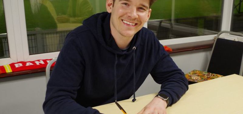 Jack Harding signs new deal