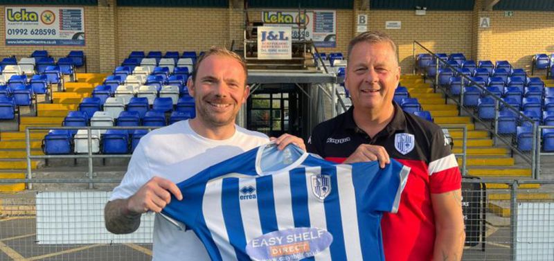 Jason Hallett with manager Paul Halsey