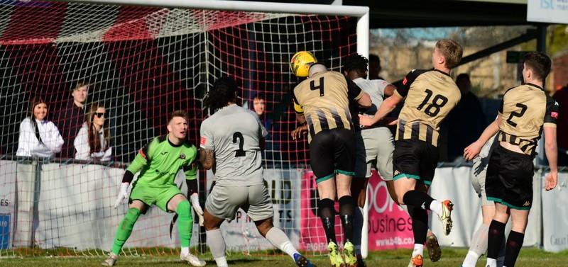 Will Spetch scores (Ian Middlebrook)