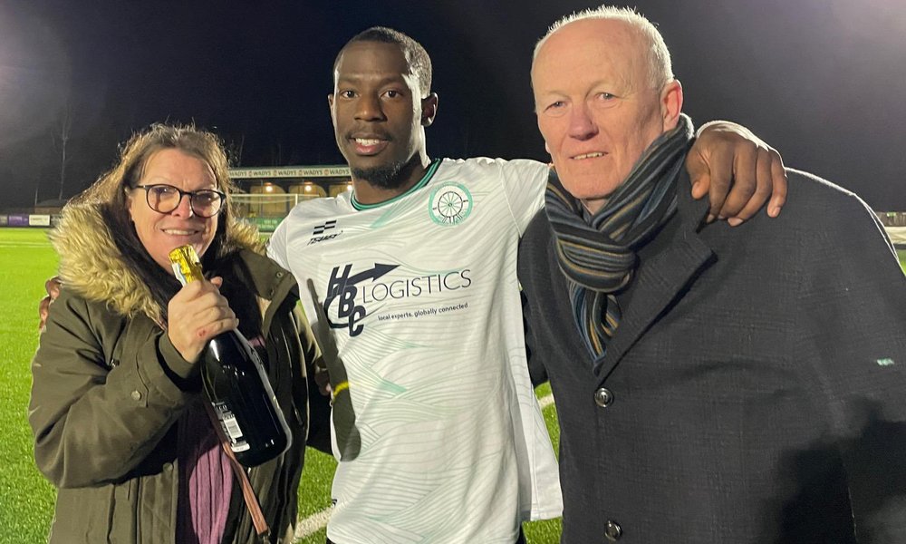 BIGGLESWADE FC | TARGETS FOR TEMI